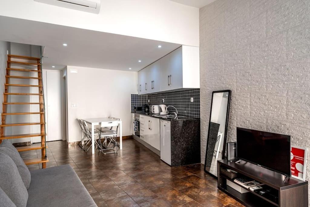 Cozy Ground Floor Studio With Ac And Loft Bedroom 리스본 외부 사진